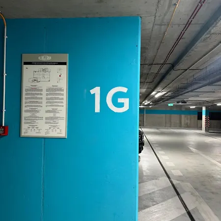 Klingerka Apartment, 25th Floor With Free Parking And View Of Castle And Danube Bratislava