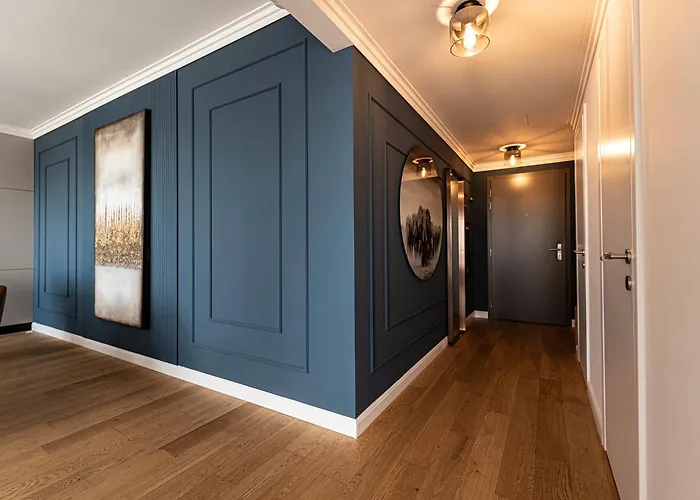 Klingerka Apartment, 25th Floor With Free Parking And View Of Castle And Danube *