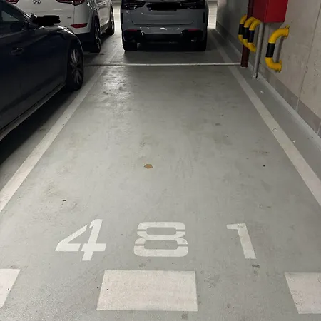 Klingerka Apartment, 25th Floor With Free Parking And View Of Castle And Danube Апартаменты Братислава