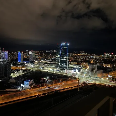 아파트 Klingerka Apartment, 25th Floor With Free Parking And View Of Castle And Danube 브라티슬라바